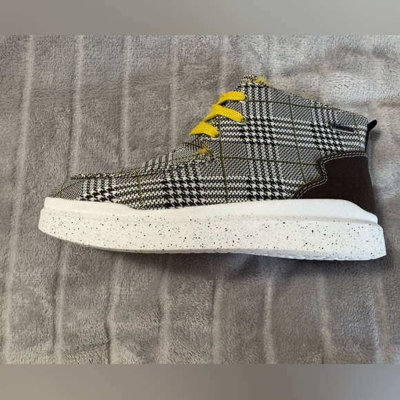 Romika Helsinki 02 Black Yellow Faux Fur Boot Sneaker EU 36 US 5 to 5.5 - Picture 11 of 13